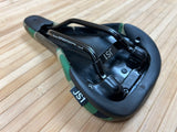 Title JS1 Sattel Camo