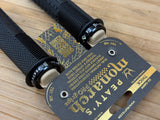 Peaty's Monarch Pro Grip Knurl Thick Griffe schwarz