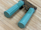 Peaty's Monarch Pro Grip Knurl Thin Griffe grün
