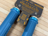 Peaty's Monarch Pro Grip Mushroom Thin Griffe blau