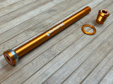 Burgtec Propain 175mm Rear Axle / Achse orange