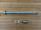 Burgtec YT 172,5mm Rear Axle / Achse silber