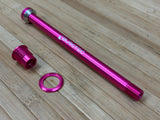 Burgtec YT 172,5mm Rear Axle / Achse pink
