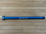 Burgtec Giant 183,5mm Rear Axle / Achse blau