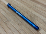 Burgtec Giant 183,5mm Rear Axle / Achse blau