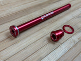 Burgtec Giant 169,5mm Rear Axle / Achse rot