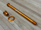 Burgtec Orbea 186mm Rear Axle / Steckachse orange