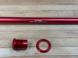 Burgtec Amflow 174mm Rear Axle / Steckachse rot