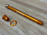 Burgtec Amflow 174mm Rear Axle / Steckachse orange