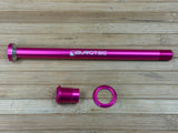 Burgtec Amflow 174mm Rear Axle / Steckachse pink