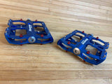 Reverse Components Escape Plattformpedale / Pedale dunkelblau